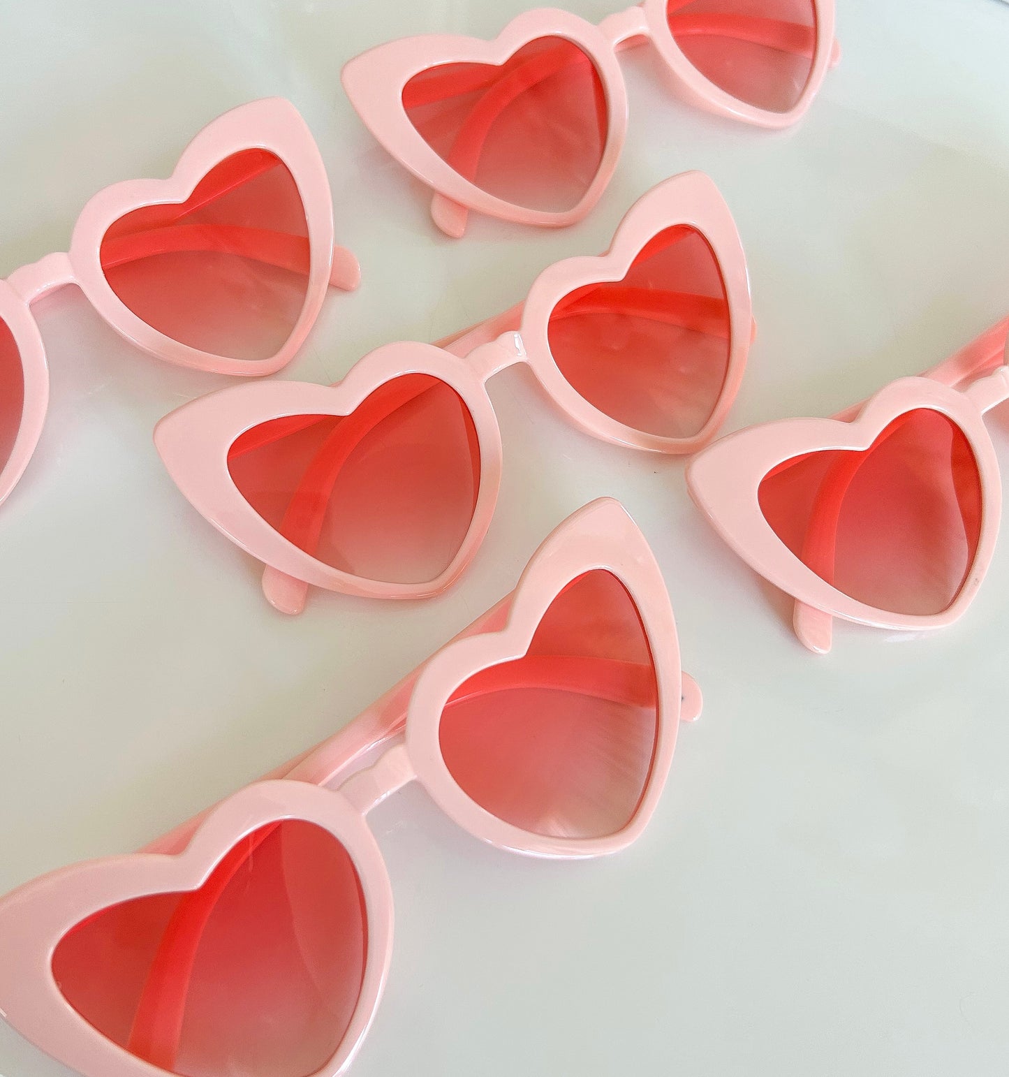 HEART SHAPED PINK SUNGLASSES