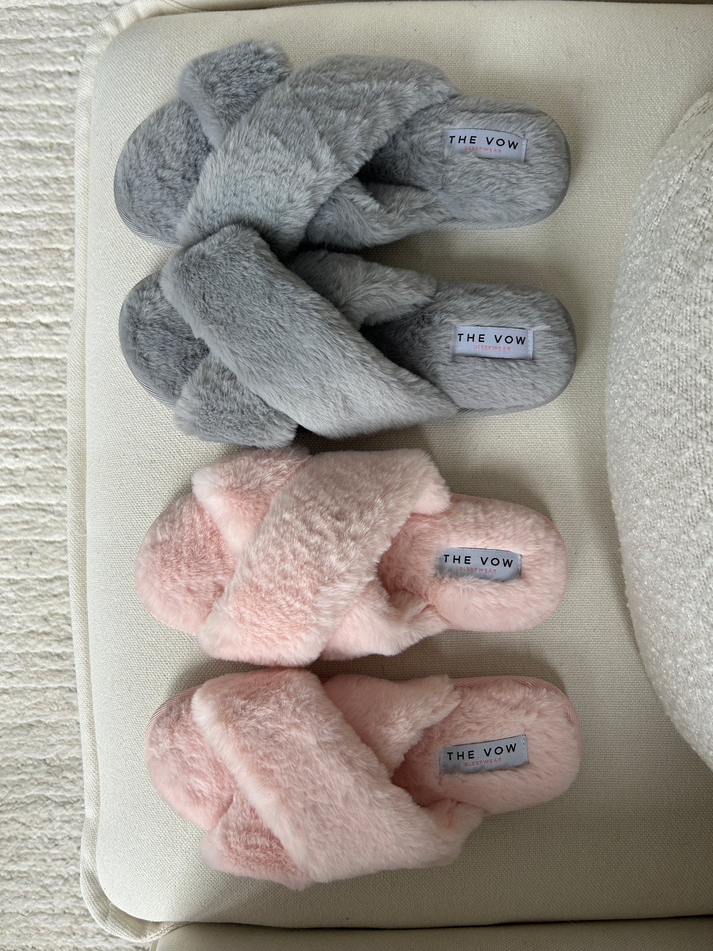L.A SLIPPERS GREY