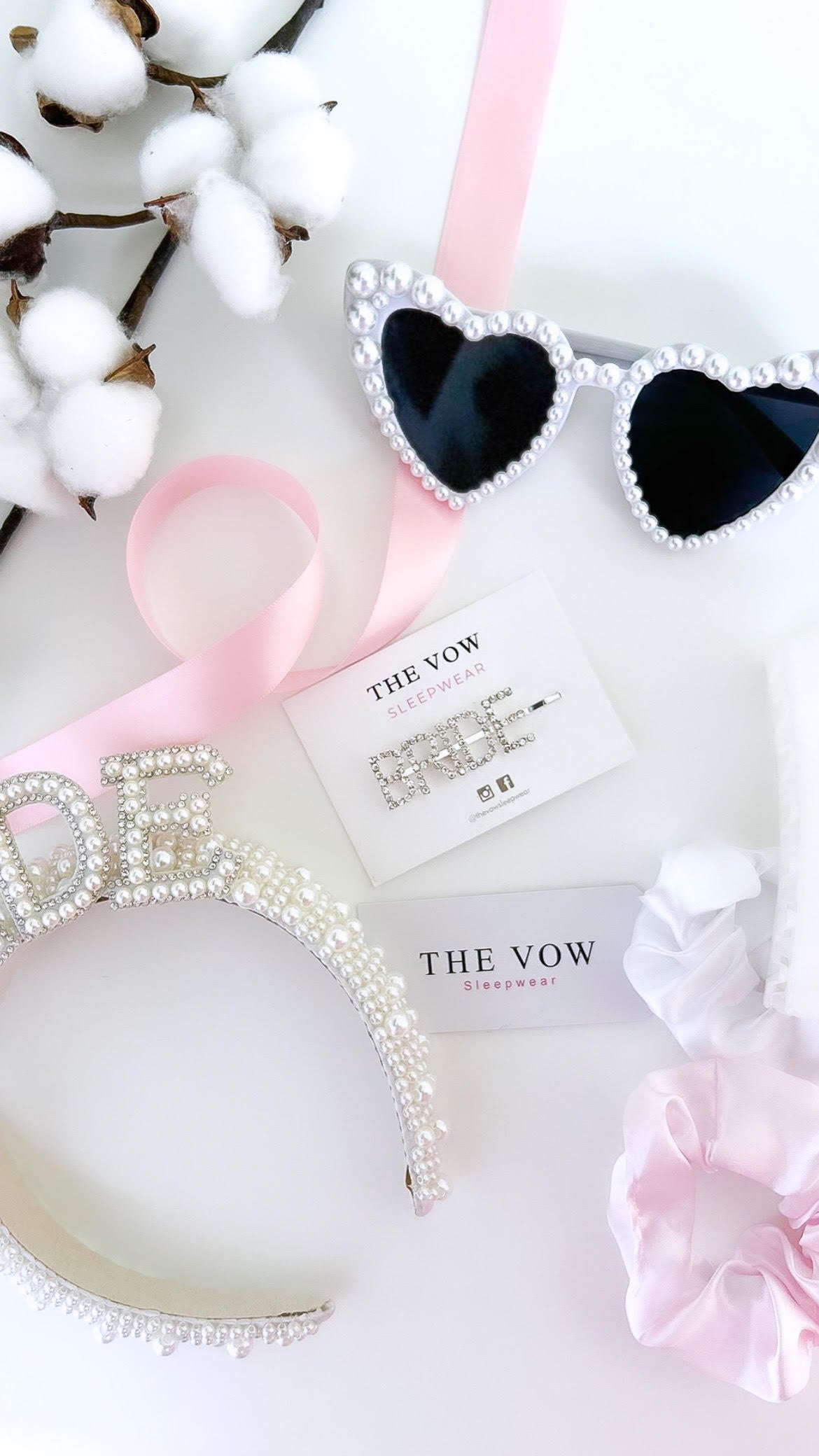 PEARL HEART SHAPED SUNGLASSES