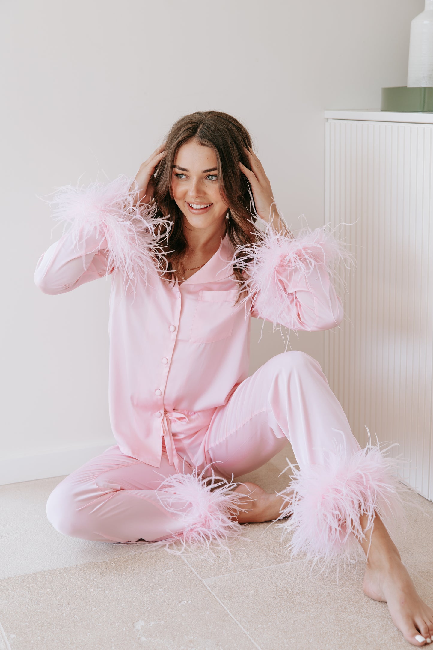 GEORGIA WHITE FEATHER LUXE PJS